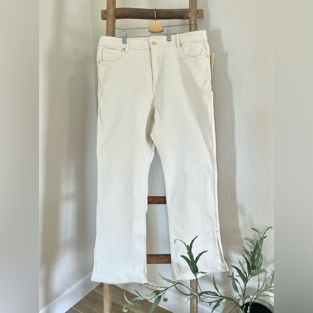 Michael Kors Off-White Selma Boot Cut High Rise Jeans Size 16 NWT